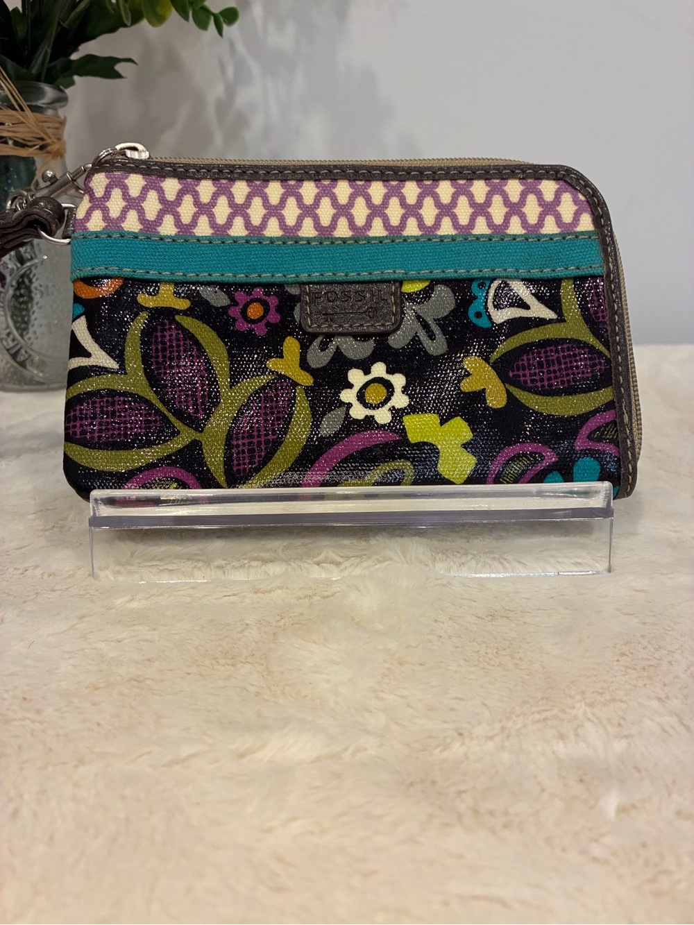 Fossil Key-Per Floral Wristlet Wallet